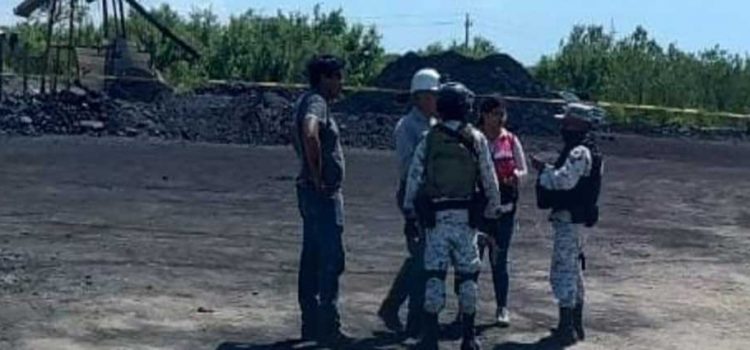 Hay 10 mineros atrapados en pozo de carbón en Coahuila