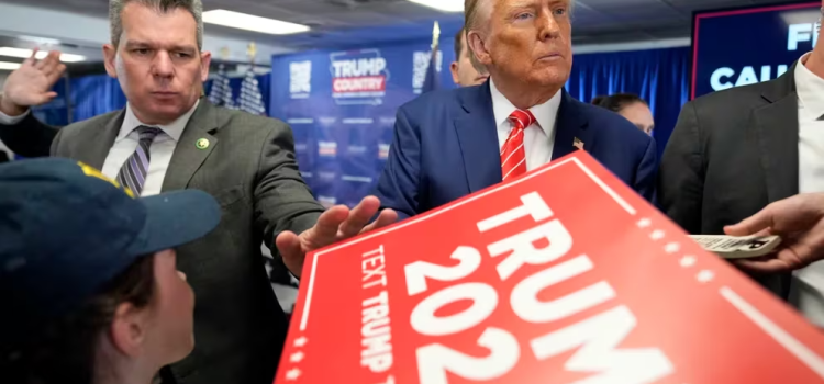 Donald Trump Lanza Oficialmente su Campaña Presidencial para 2024