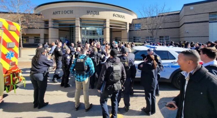 Tiroteo en preparatoria de Tennessee deja un muerto y dos heridos Tiroteo en preparatoria de Tennessee deja un muerto y dos heridos