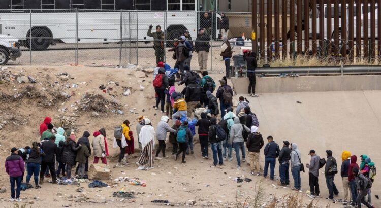 Corte de EU mantiene orden que prohíbe a Trump deportar bajo la ley de 1798