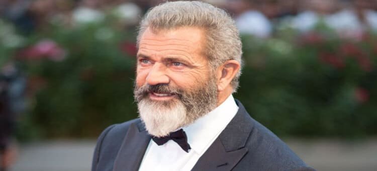 Funcionaria de EU despedida por por negarse a dar un permiso de armas a Mel Gibson Funcionaria de EU despedida por por negarse a dar un permiso de armas a Mel Gibson