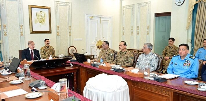 Pakistán autoriza represalias militares a la agresión por parte de India