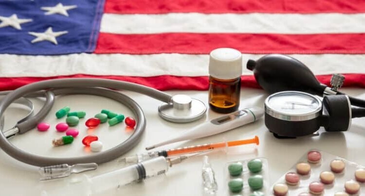 Trump lanzará una ley que eliminará la cobertura sanitaria a 1,4 millones de inmigrantes