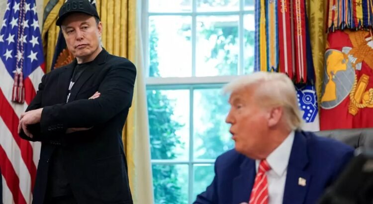 Elon Musk se arrepiente de sus publicaciones criticando a Donald Trump