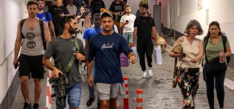 Estados Unidos inicia evacuaciones de sus ciudadanos en Israel