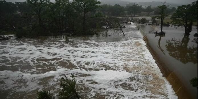 Se levanta la advertencia de inundaciones para Río Grande en Laredo, pero las autoridades siguen en alerta