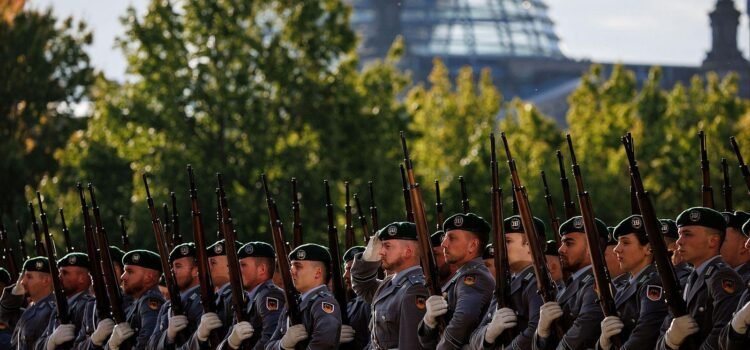 Alemania aprueba proyecto de ley para hacer más «atractivo» el servicio militar