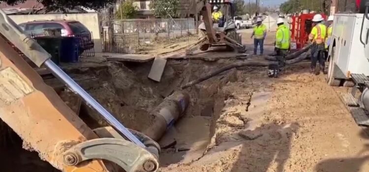 Cabildo de Laredo discute medidas entorno a tuberías de drenaje