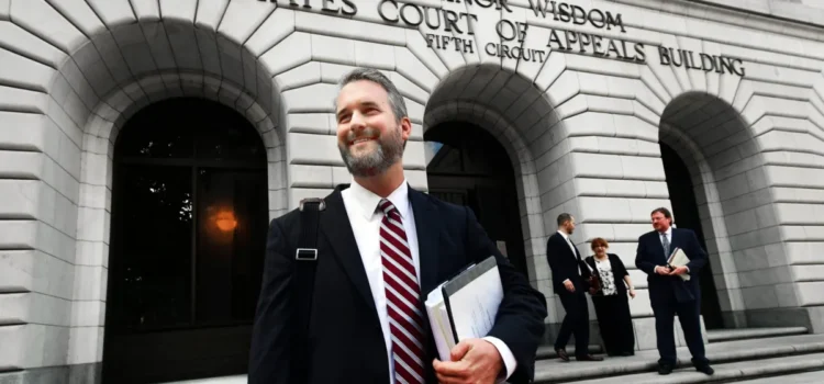 El ex Procurador General de Texas, Kyle Hawkins, fue nombrado miembro de la Corte Suprema de Texas.