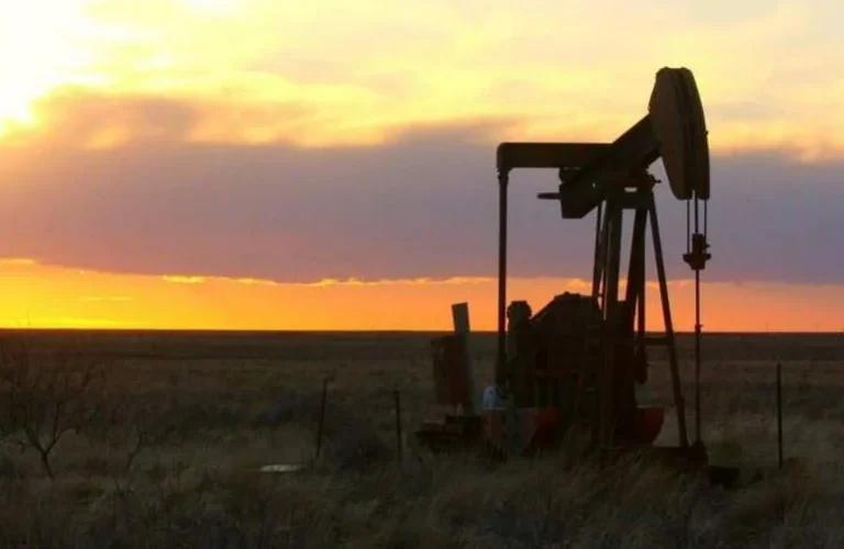 43 pozos de gas y de aceite representan un peligro en Laredo